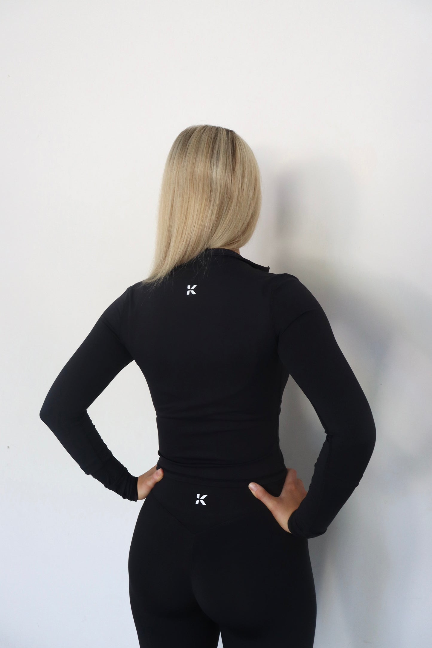 Noir (Black) - Elite Cropped Jacket