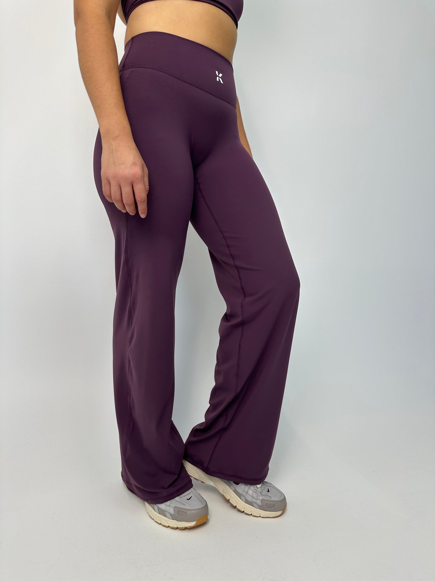 PRE-ORDER Flared Seamless Leggings Plum Purple