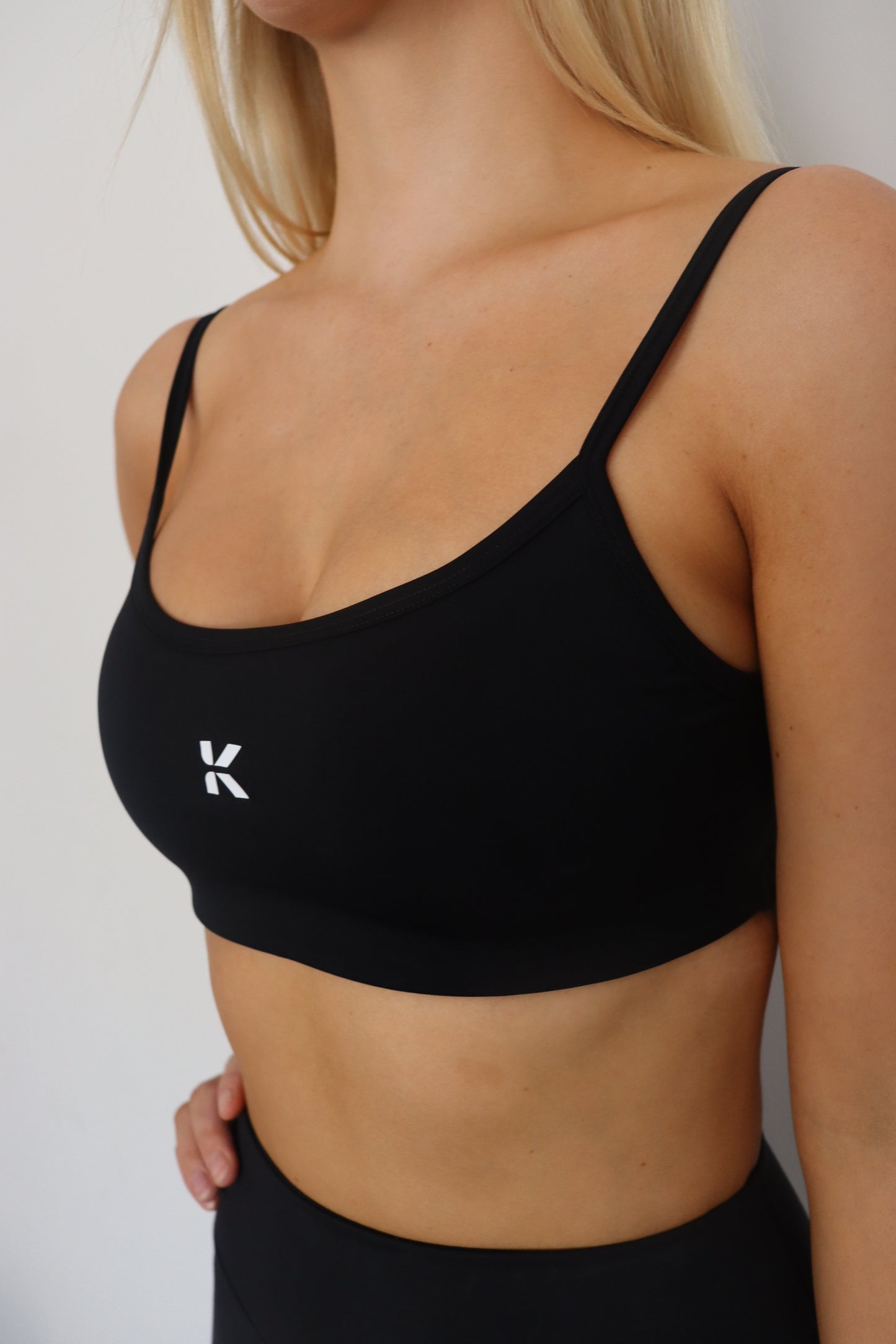 Noir (Black) - Elite Sport Bra