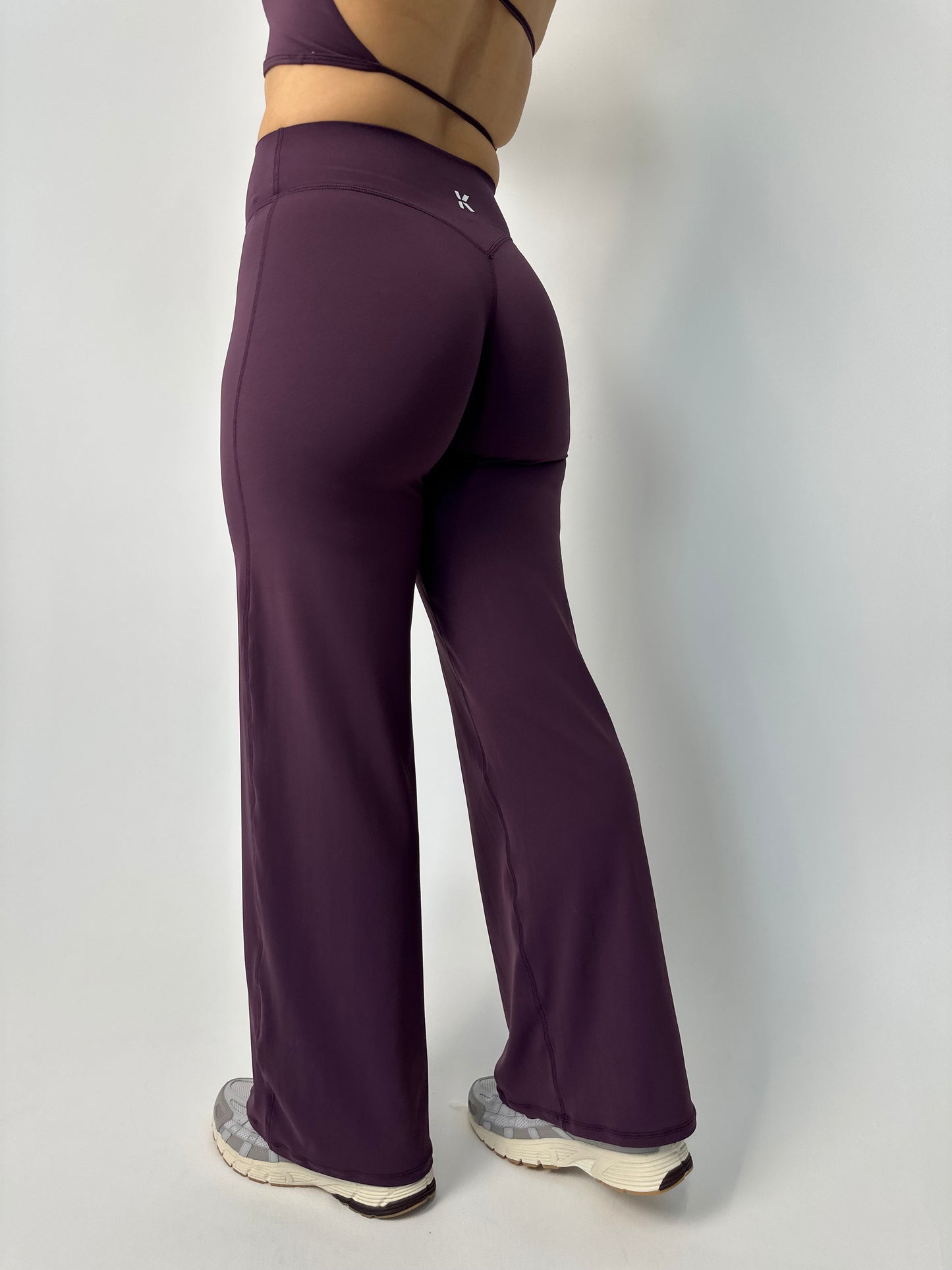 PRE-ORDER Flared Seamless Leggings Plum Purple